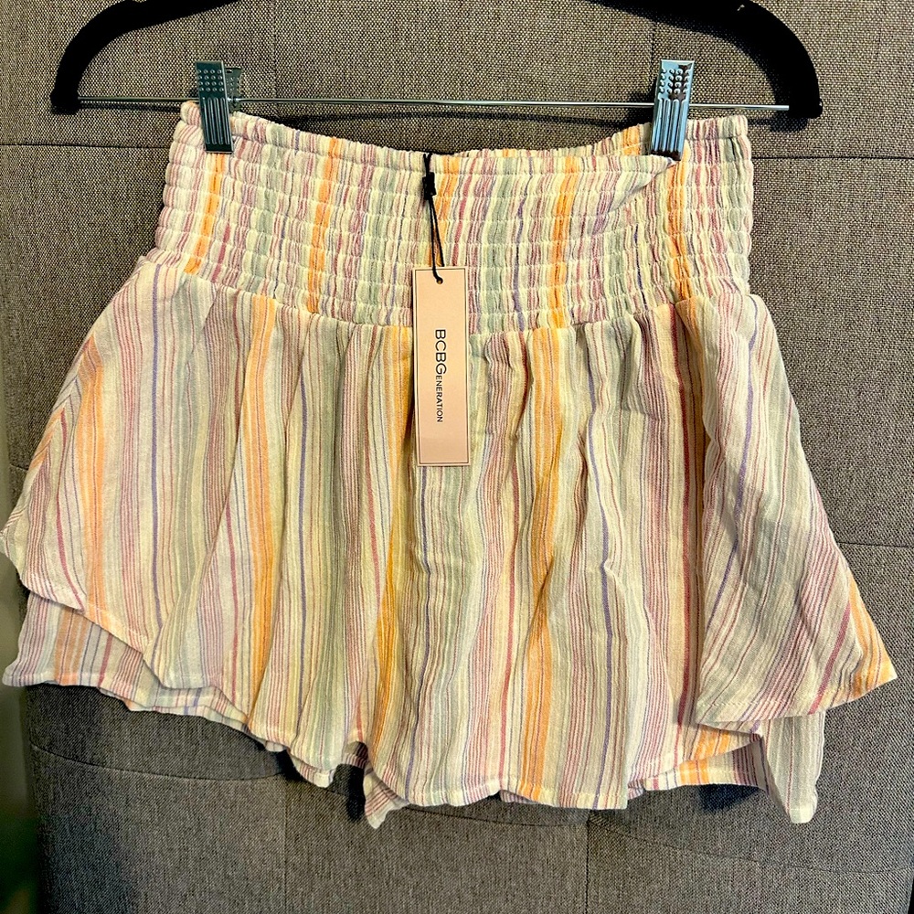 BCBG skort and top set